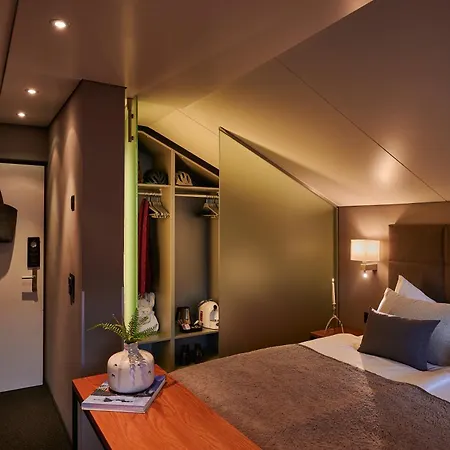 Ambiance Hotel 3*