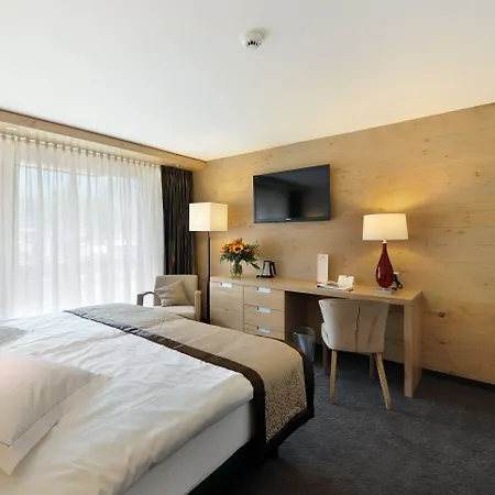 Hotel Ambiance 3*