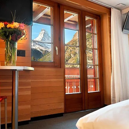 Ambiance Hotel 3*