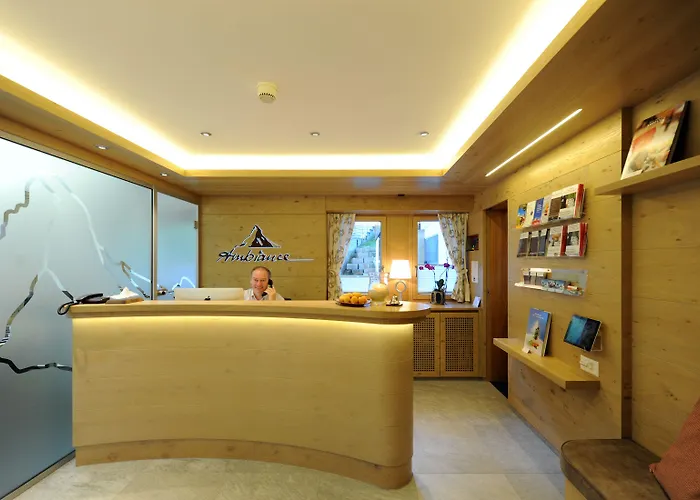 Ambiance 3* زيرمات